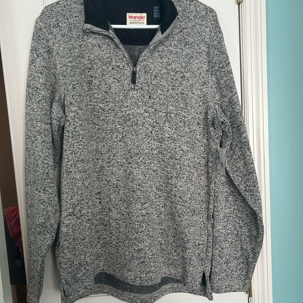 Wrangler Men's Zip-Up Sweater in Gray
